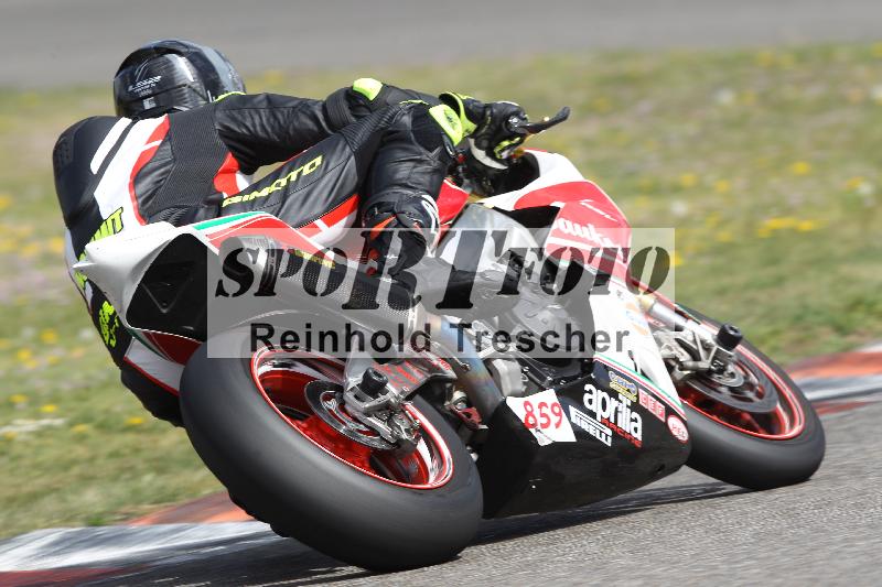 Archiv-2025/05 14.04.2025 Plüss Moto Sport ADR/Freies Fahren/2